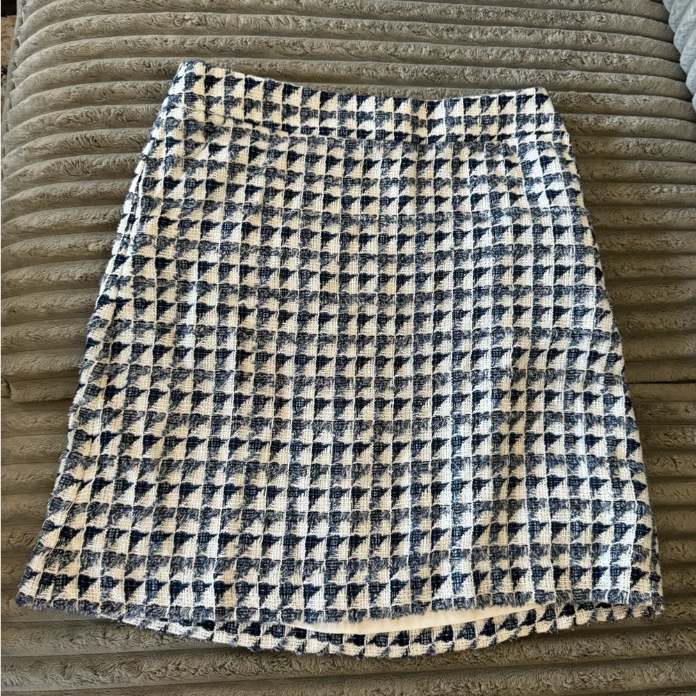NWT- Loft High Rise, Lined Skirt size 2